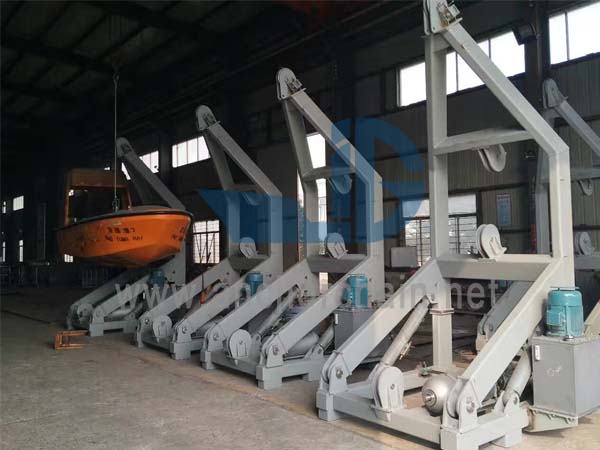 A Tipe Fast Rescue Boat Davit