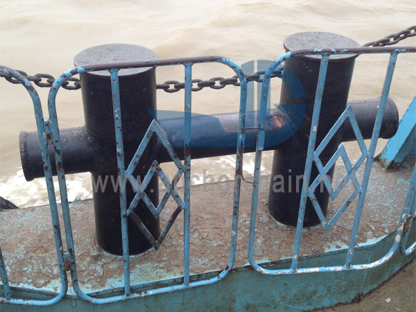 Dobel Cross Bollard
