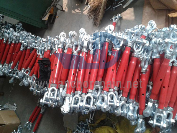 Turnbuckle awak Ditutup Kapal